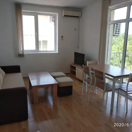 Apartament Stoyanovi